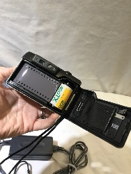 562931