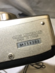 562932