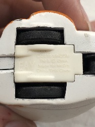 563876