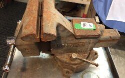 564769