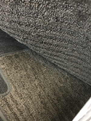 564766