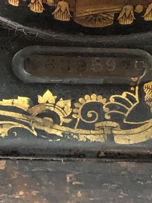564879