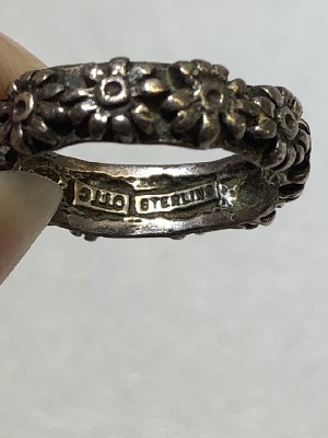 565232