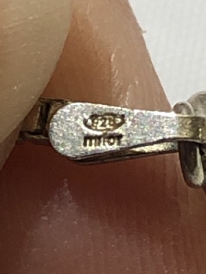 565276