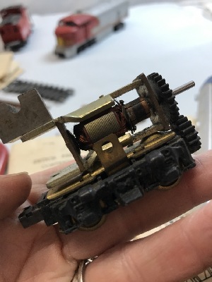 565418