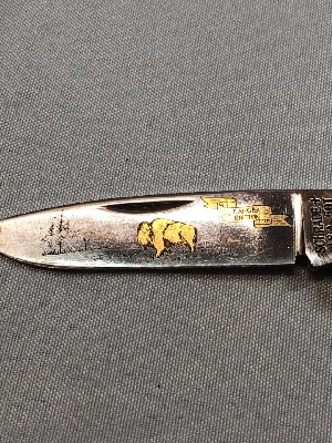 565572