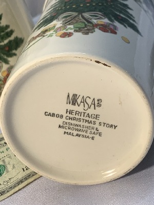 565810