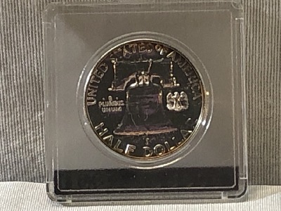566036