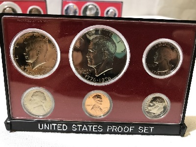 566122