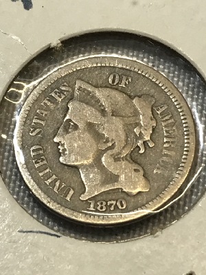 566154