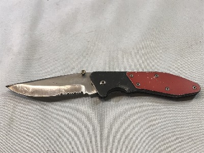 566341