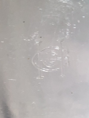 566387