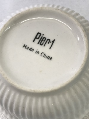 566433