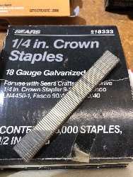 564736