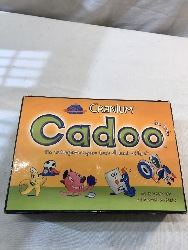564826