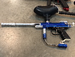 564944