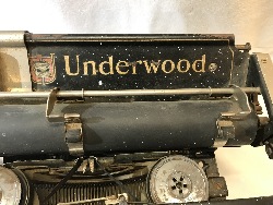 565017
