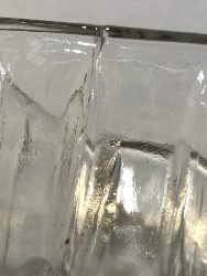 565043