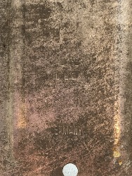 565605