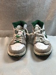 565745
