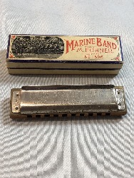565759