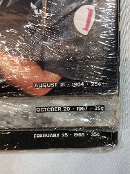 565982