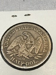 566170