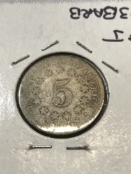 566175