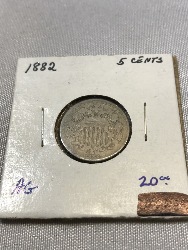 566178