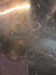 566292