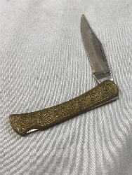 566337