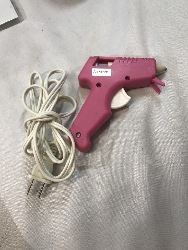 566363