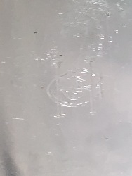 566387
