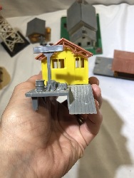 566424