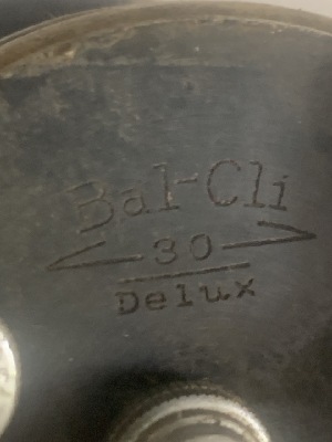 560181
