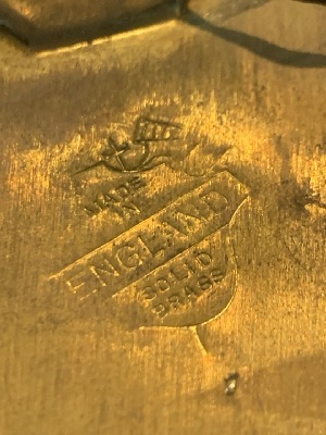 564029
