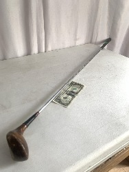 559745