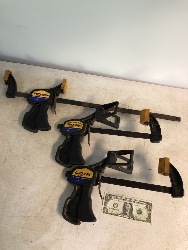 567134