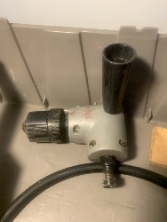 568779