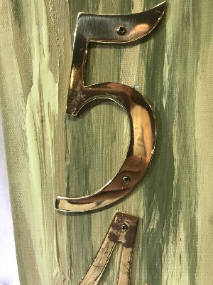 566588