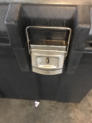 566690