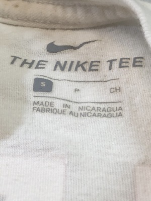 566738