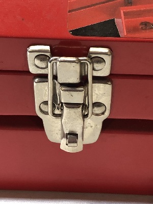 567173