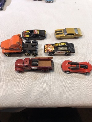 567832
