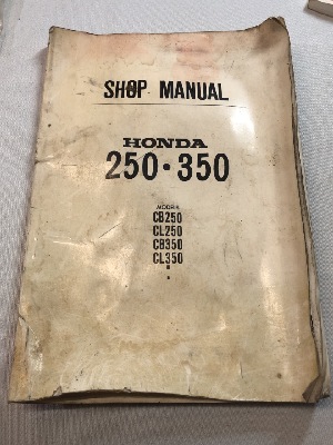 568183