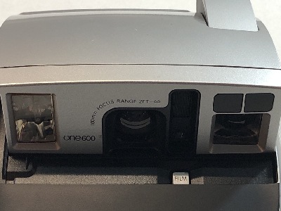 568402