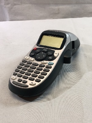 568406