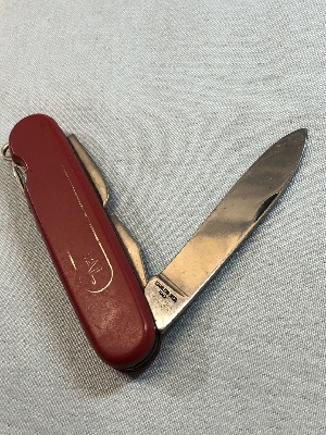 568447