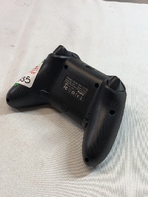 568497