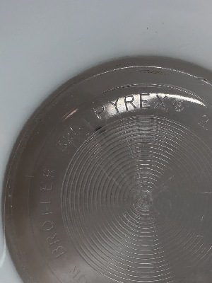 568664